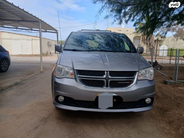 מודעת רכב דודג' קראוון