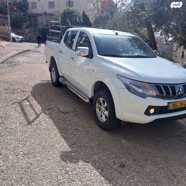 מודעת רכב מיצובישי טרייטון / L200