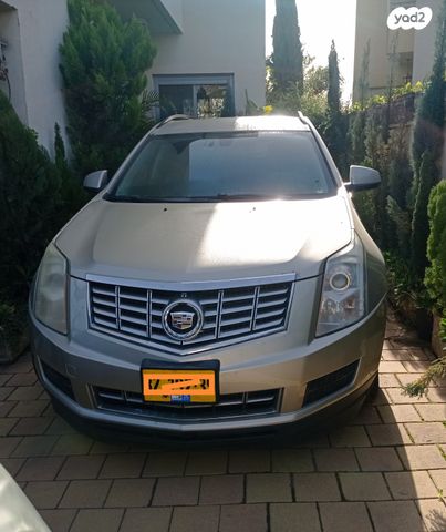 מודעת רכב קאדילק SRX