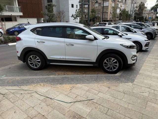 מודעת רכב יונדאי טוסון