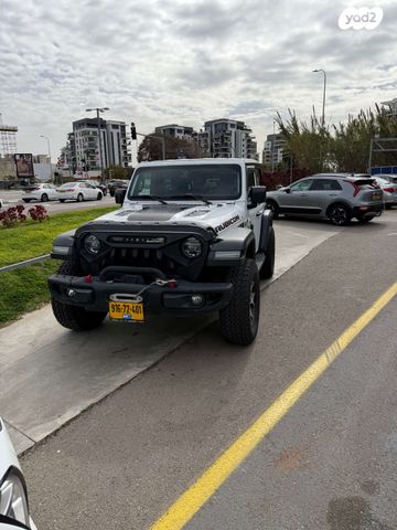 מודעת רכב ג'יפ רנגלר