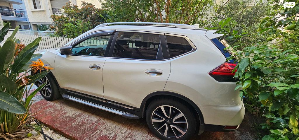 מודעת רכב ניסאן אקס טרייל