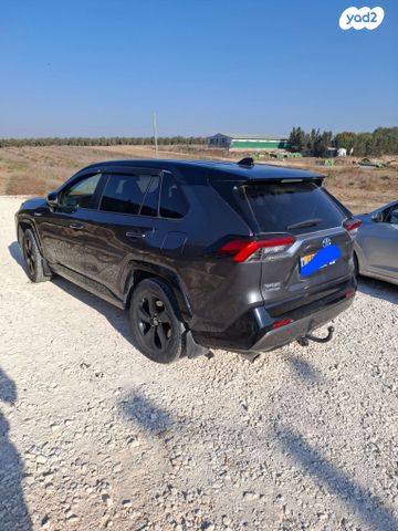 מודעת רכב טויוטה RAV4