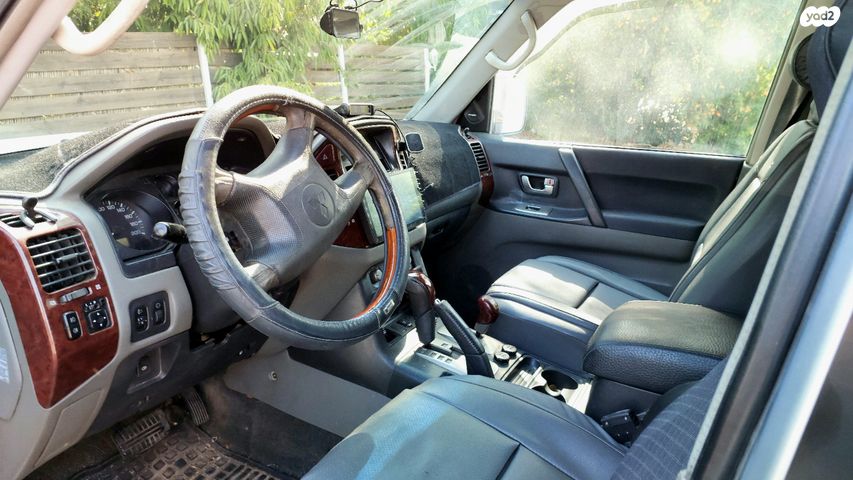 מודעת רכב מיצובישי פג'רו