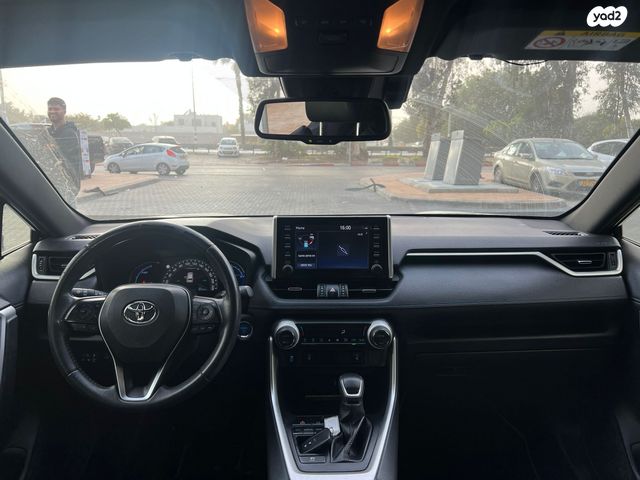 מודעת רכב טויוטה RAV4