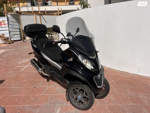 מודעת רכב פיאג'ו MP3 500