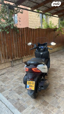 מודעת רכב סאן יאנג ג'וי-מקס Z-250