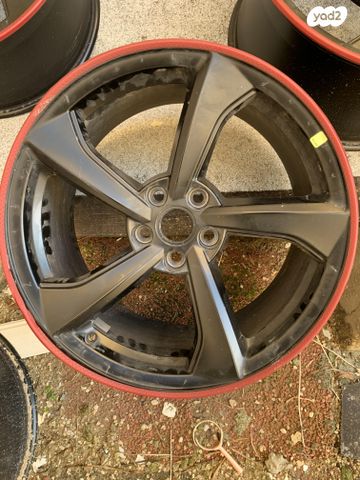 feedItemObj.data.row_1