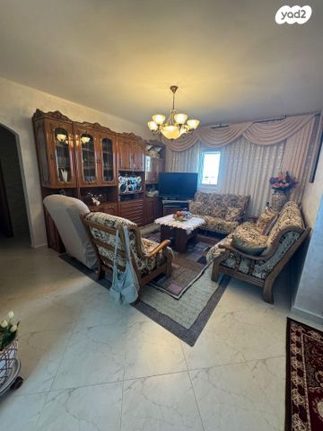 ח.מ. שפירא 14