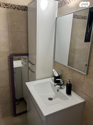 שביל חודשי השנה 3