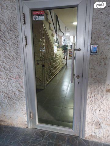 מקס נורדאו 17