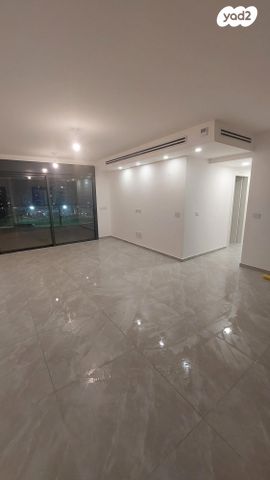 הרב מרדכי אליהו 19