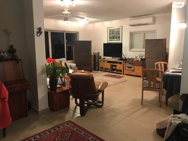 ז'בוטינסקי 69