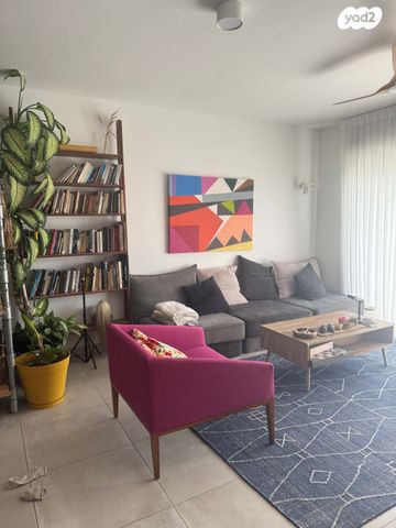 הנרייטה סאלד 4