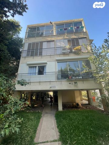 ז'בוטינסקי 69