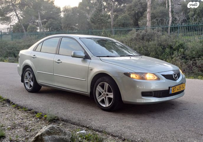 מודעת רכב מאזדה 6