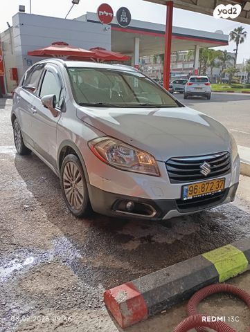 מודעת רכב סוזוקי קרוסאובר