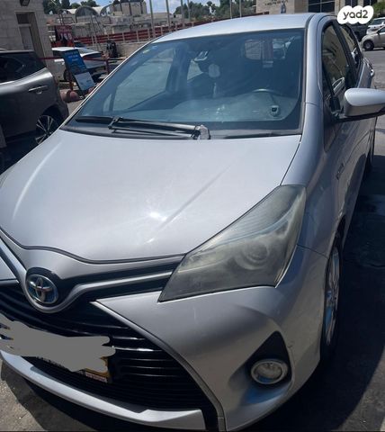מודעת רכב טויוטה יאריס