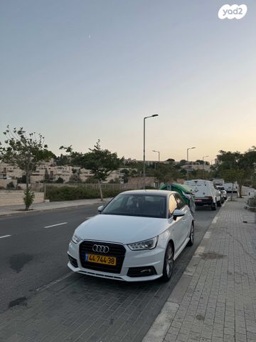 מודעת רכב אאודי A1