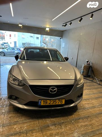 מודעת רכב מאזדה 6