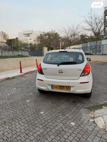 מודעת רכב יונדאי i20