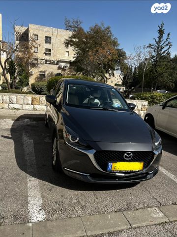 מודעת רכב מאזדה 2