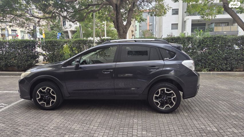 מודעת רכב סובארו XV