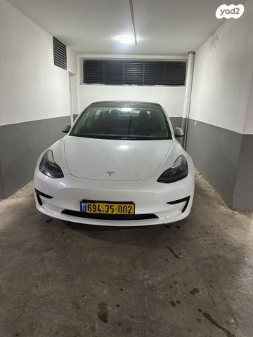 מודעת רכב טסלה מודל 3