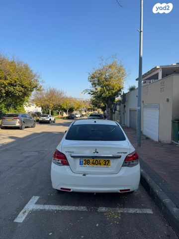 מודעת רכב מיצובישי אטראז'