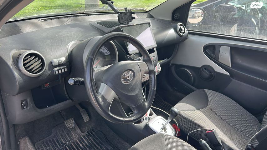 מודעת רכב טויוטה אייגו