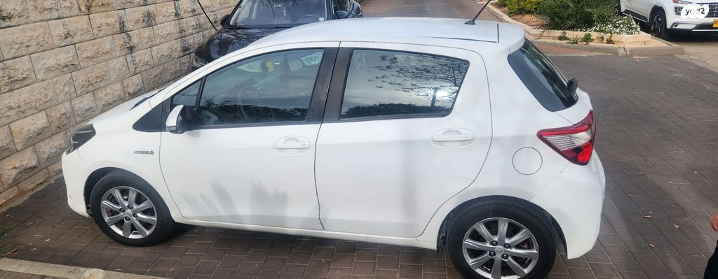 מודעת רכב טויוטה יאריס