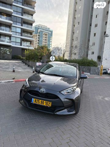 מודעת רכב טויוטה יאריס