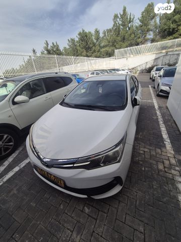 מודעת רכב טויוטה קורולה