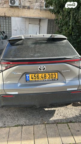 מודעת רכב טויוטה bZ4X