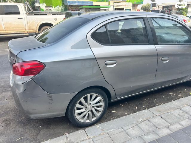 מודעת רכב מיצובישי אטראז'