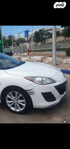 מודעת רכב מאזדה 3