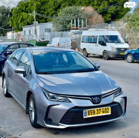 מודעת רכב טויוטה קורולה