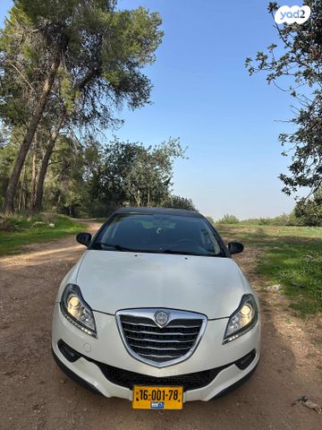 מודעת רכב לנצ'יה דלתא