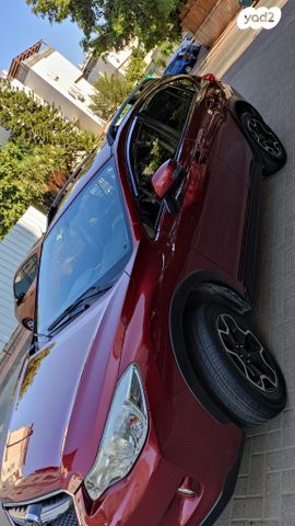 מודעת רכב סובארו XV