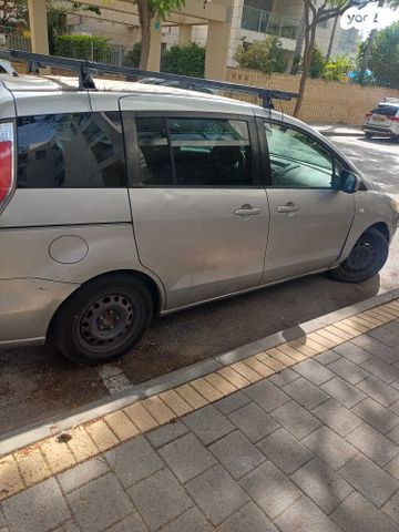 מודעת רכב מאזדה 3