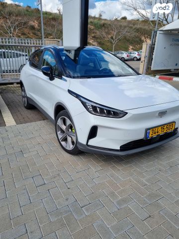 מודעת רכב ג׳ילי Geometry C