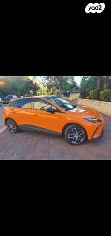 מודעת רכב אם ג'י MG4