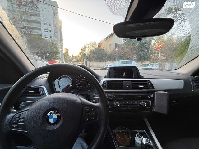 מודעת רכב ב מ וו סדרה 1