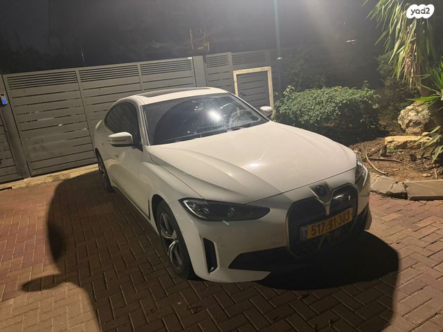 מודעת רכב ב מ וו i4