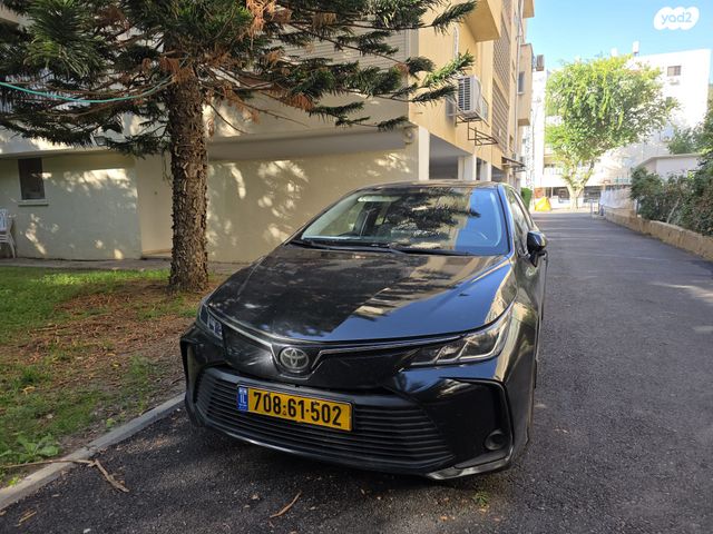 מודעת רכב טויוטה קורולה