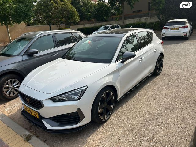 מודעת רכב קופרה לאון