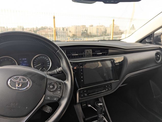 מודעת רכב טויוטה קורולה