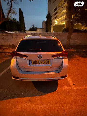 מודעת רכב טויוטה אוריס