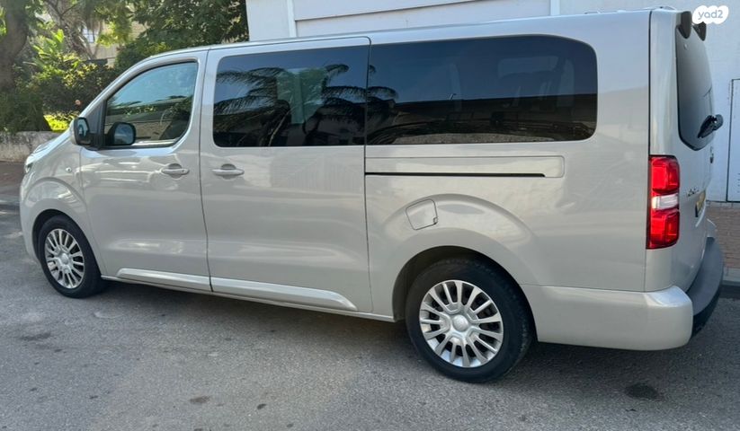 מודעת רכב טויוטה פרואייס