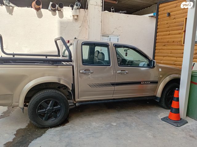 מודעת רכב איסוזו די-מקס